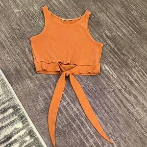 ⚪️Illa Illa Orange tie crop top